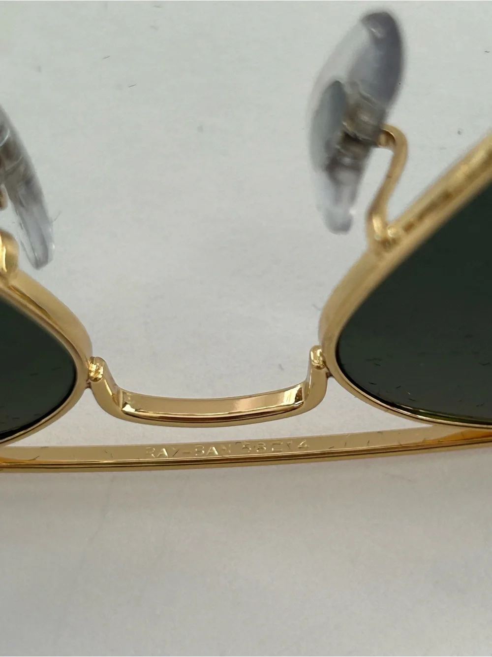 Ray-Ban Classic Aviator Gold Frame Sunglasses with Grey Lenses